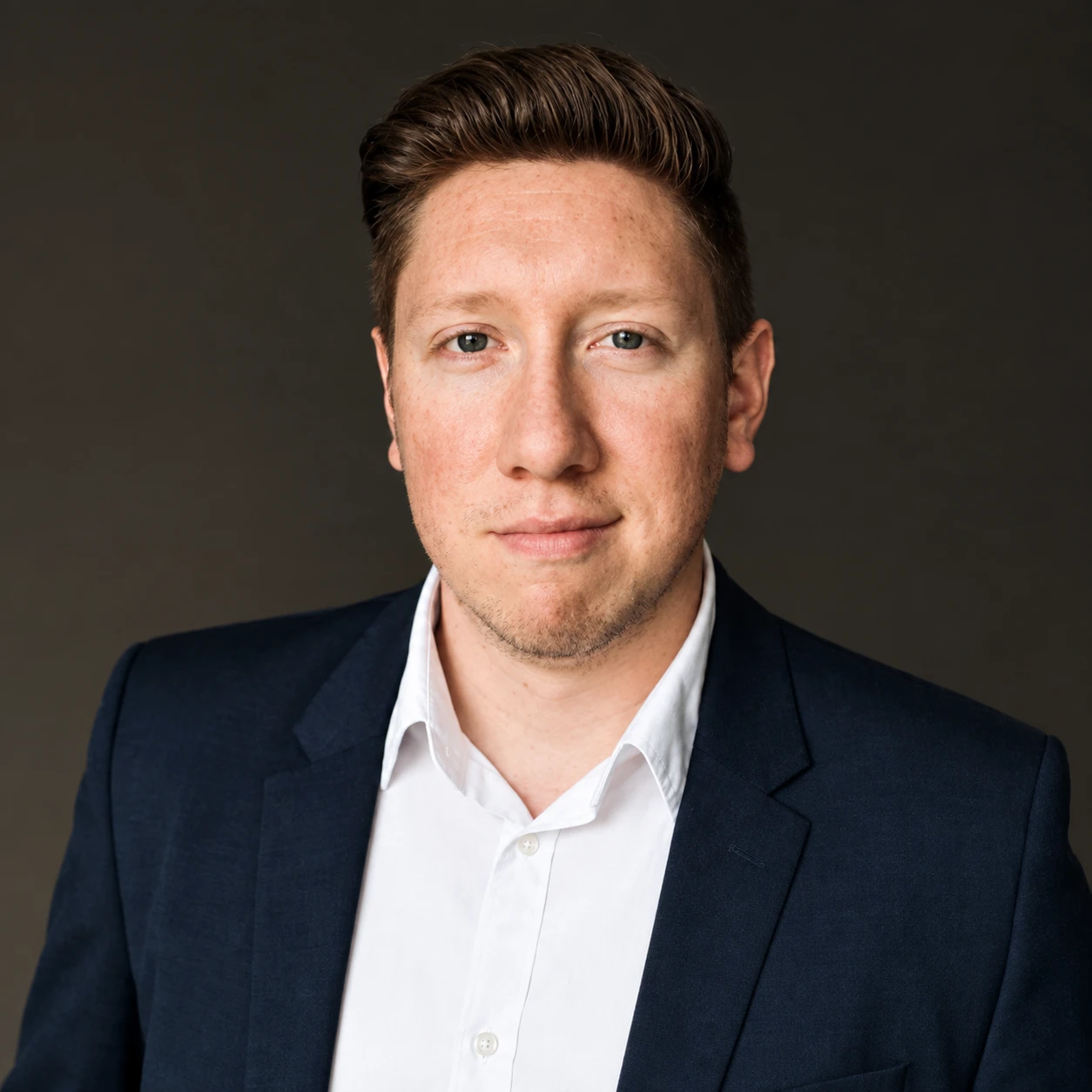 Robert Orozco portrait for independent AI advisory services